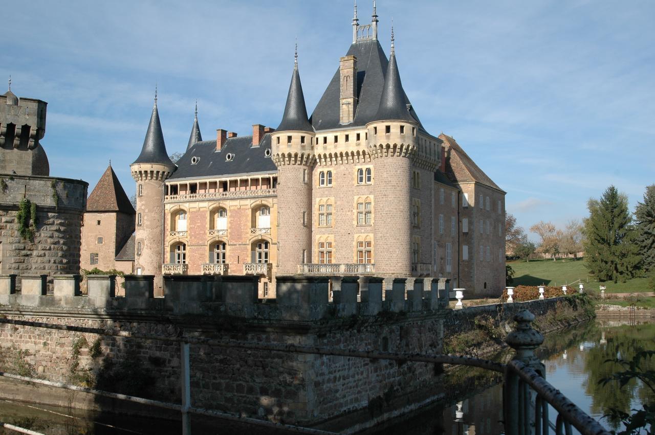 Hotel De Bourgogne La Clayette Exterior photo